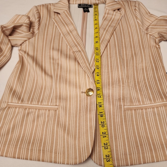 Beige Striped Stretchy Blazer Size M - Picture 8 of 10